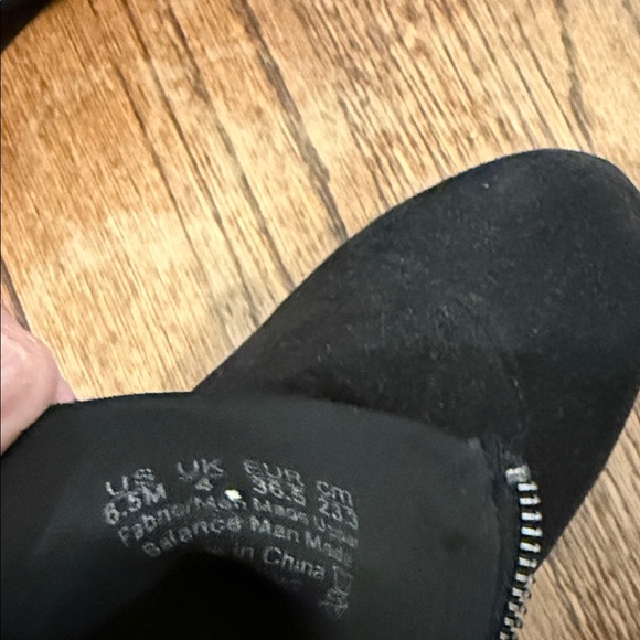 Bzees Lifestride Black Ankle Booties Comfortable and Washable for Women Size 6.5 - Picture 3 of 9